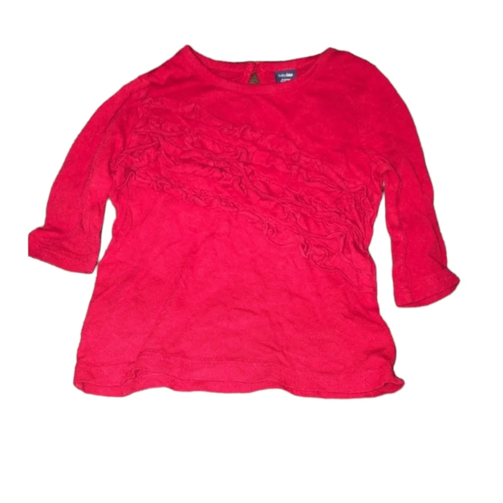 5/$25 Baby Gap size 12-18 months red ruffled long sleeve shirt